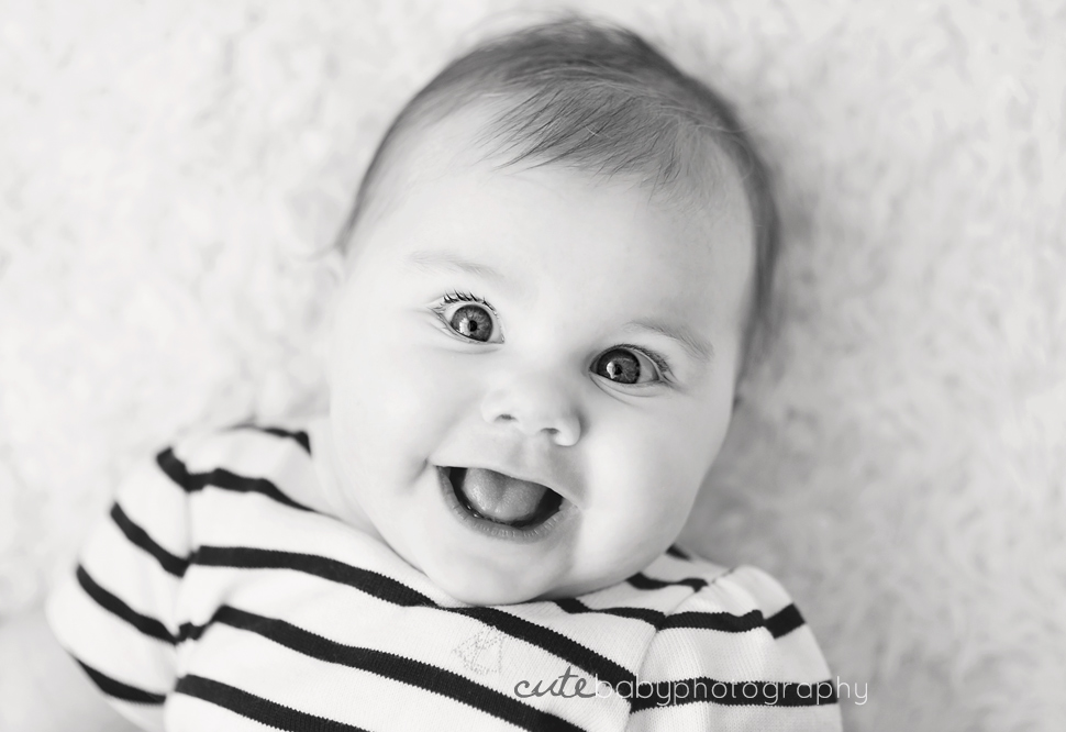 cutebaby photography Manchester, baby photography Manchester aneta gancarz newborn and baby photography Manchester, newborn baby, newborn portrait