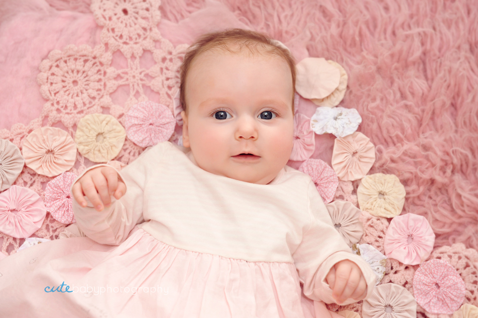 baby Eva, baby photography Manchester, cake smash photography