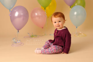 atgancarz photography Manchester, Hyde, cake smash Cheshire