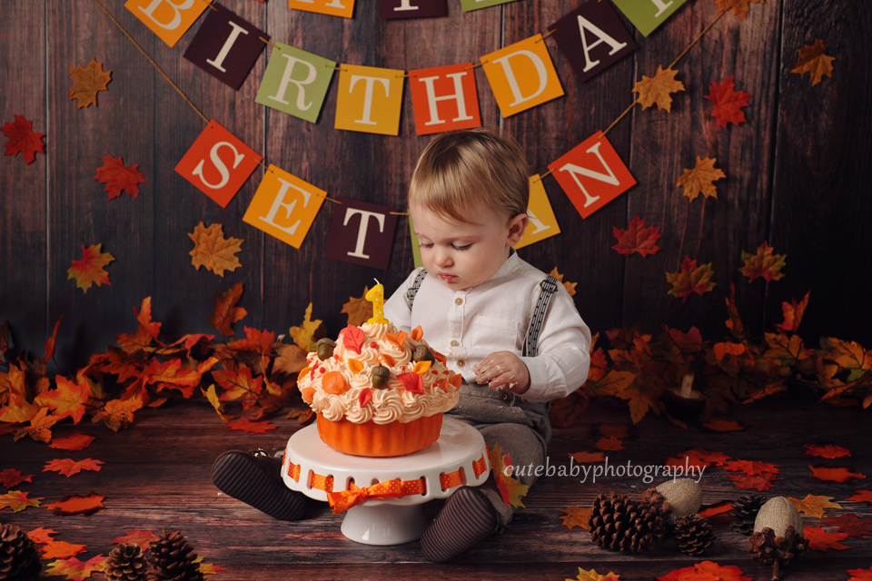 cutebaby photography Manchester, Hyde, cake smash, Cake Smash Photography | Baby Sethan